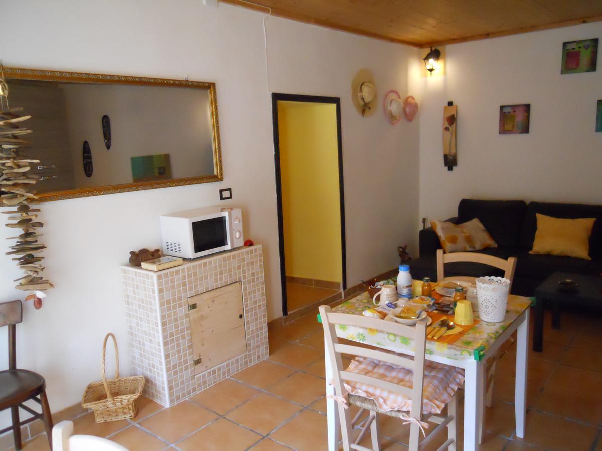 Casa Clotilde Bed & Breakfast Stazzano Dış mekan fotoğraf